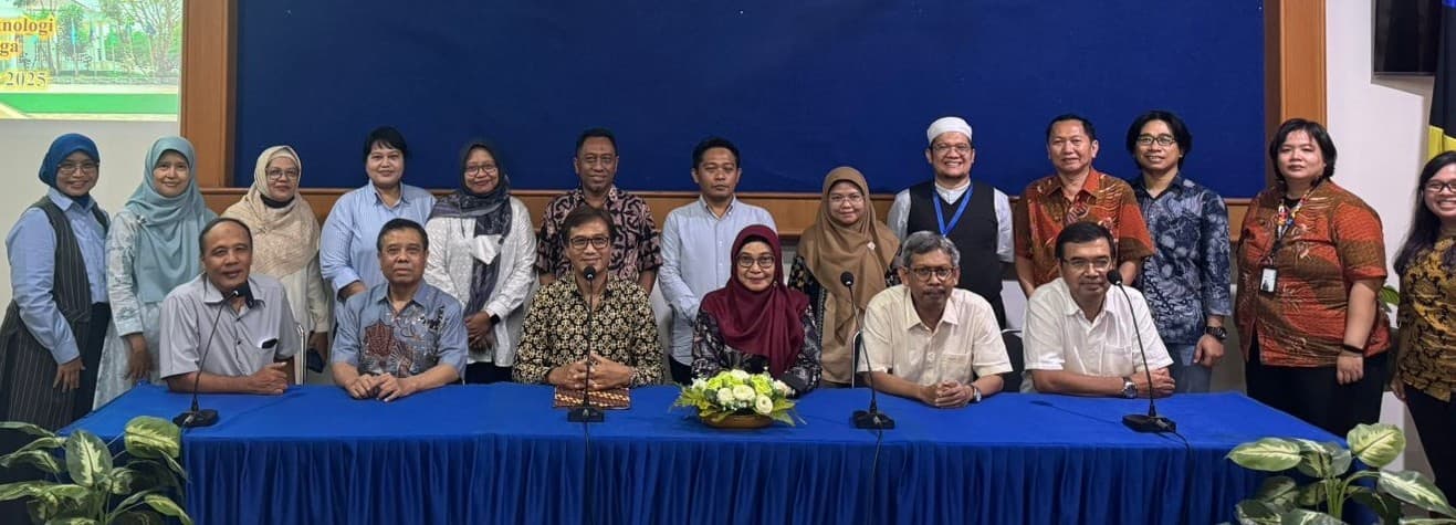 Kegiatan Physical Society of Indonesia Cabang Surabaya